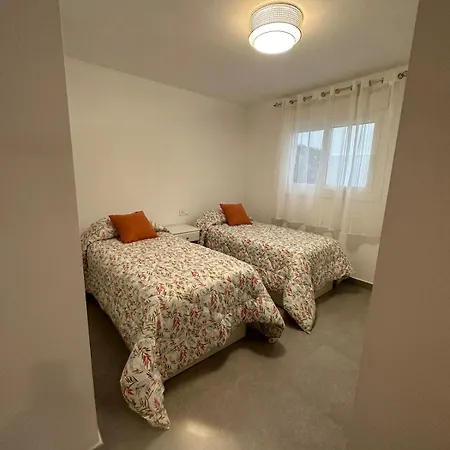 Apartment Cozy 2 Min From The *