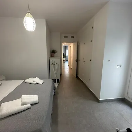 Apartment Cozy 2 Min From The *